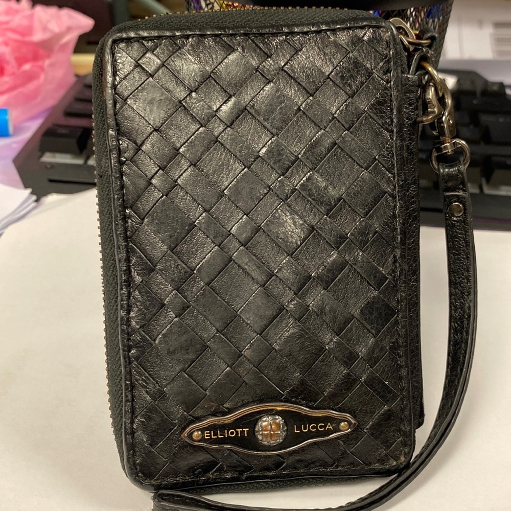 Elliott Lucca Leather Wristlet Wallet Leather Black Braided Zip Around ID Holder